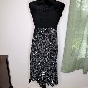 PortoCruz Cover-Up With Tie Around Neck Black & White Size Large